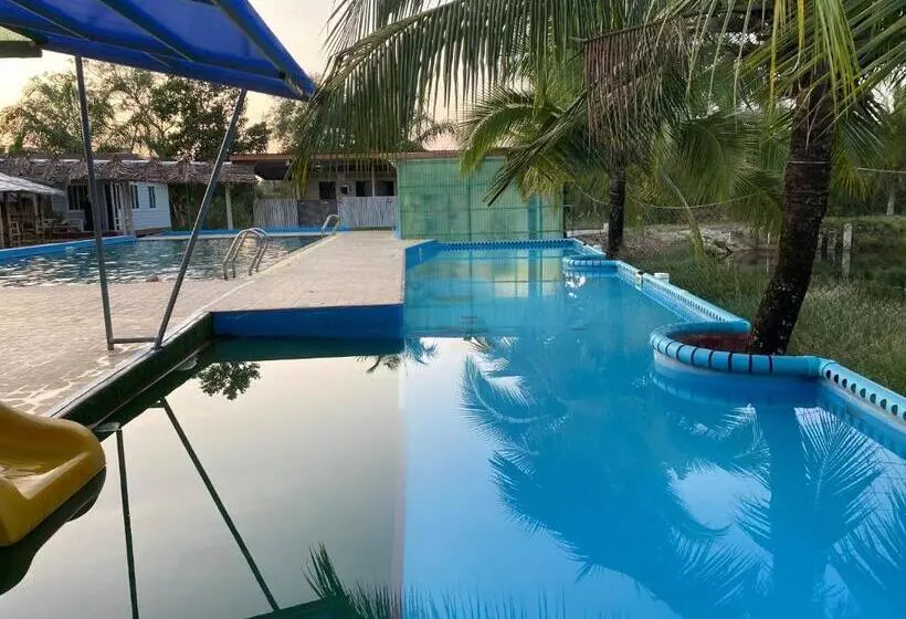 Mulberry Resort