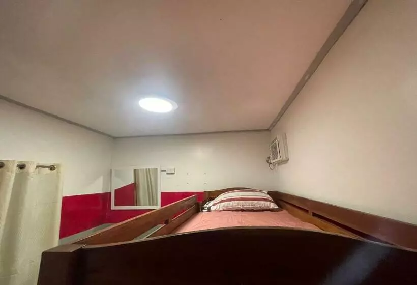 پانسیون Resting Rabbit Hostel