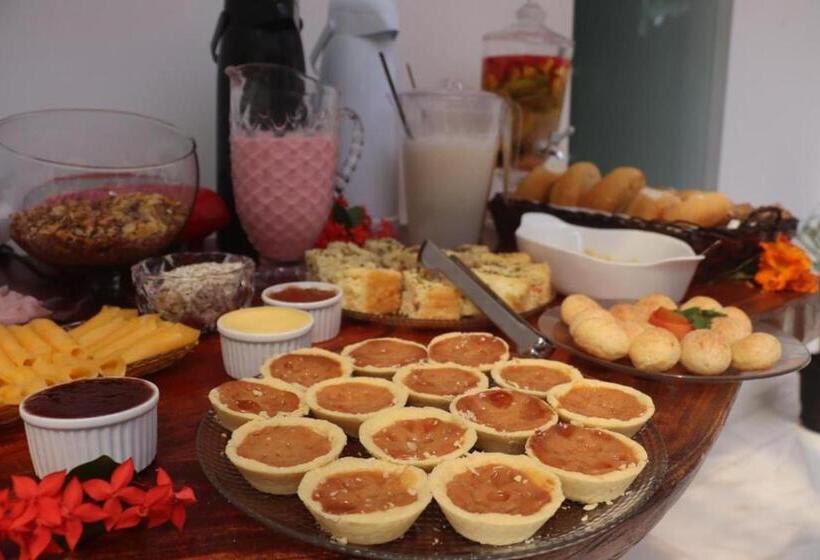 펜션 Estrela Premium Pousada