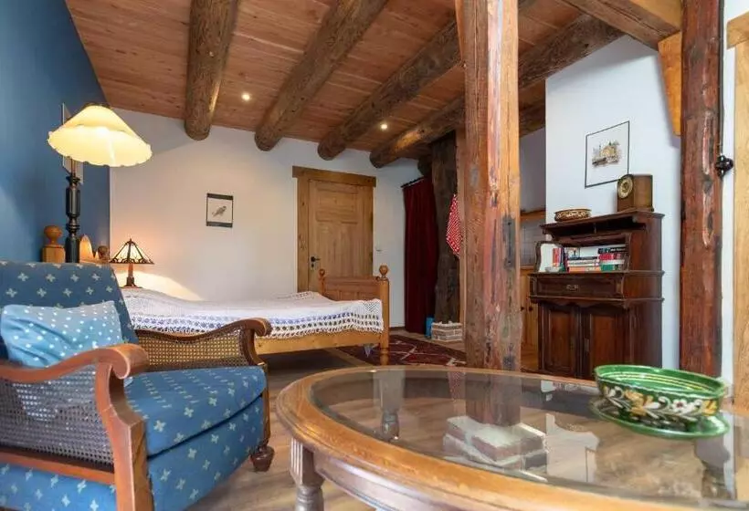 Majatalo Gästezimmer Im Engelshof, 61224