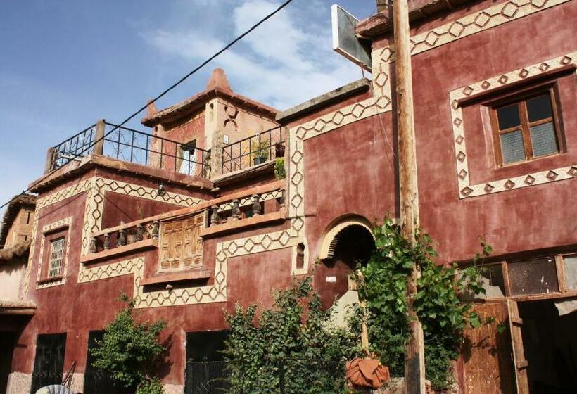 Pension Room In Guest Room Gite Tawada Welcomes You