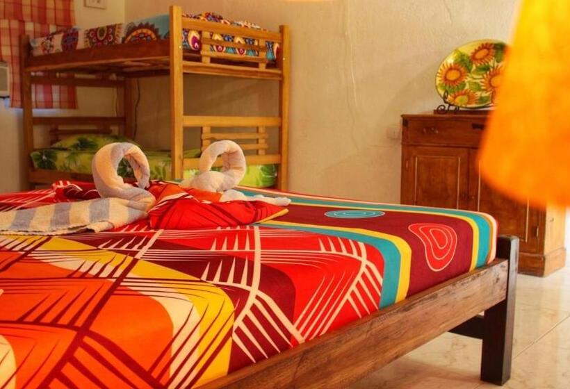 پانسیون Sisio Hostal