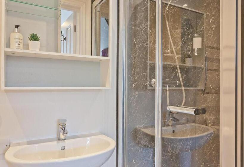 بنسيون The Apple Loft