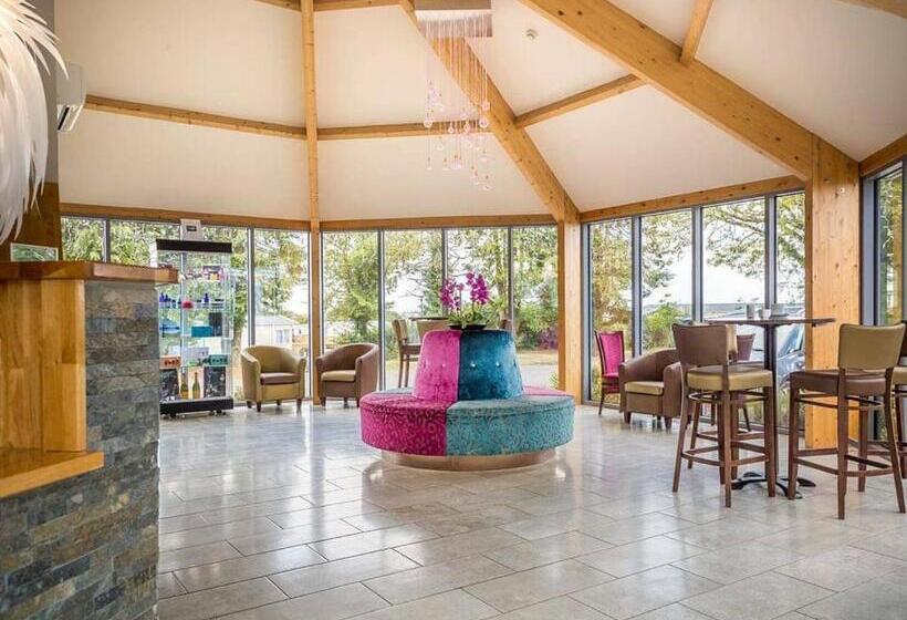 渡假胜地  Croft Country Park