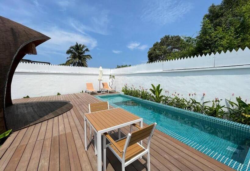 אתר נופש Found Mansion