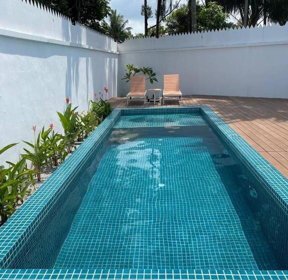 אתר נופש Found Mansion