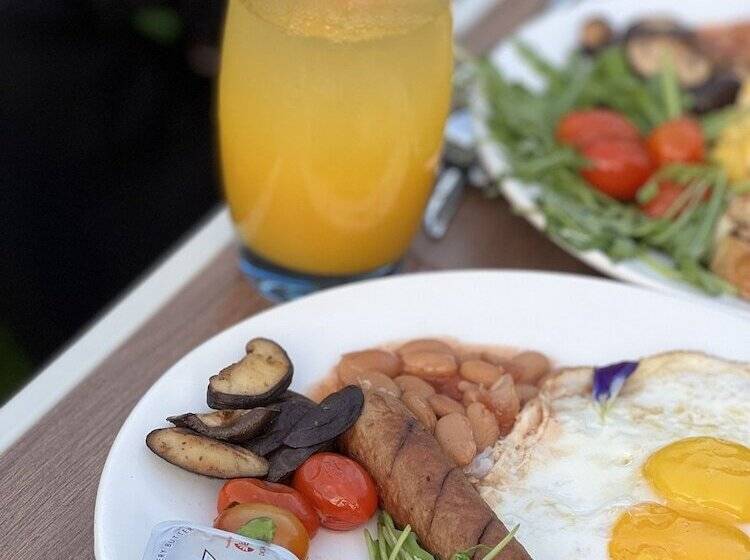 אתר נופש Found Mansion