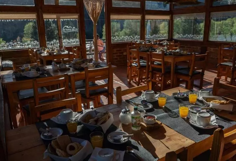 Retkeilymaja El Hostal Del Rio