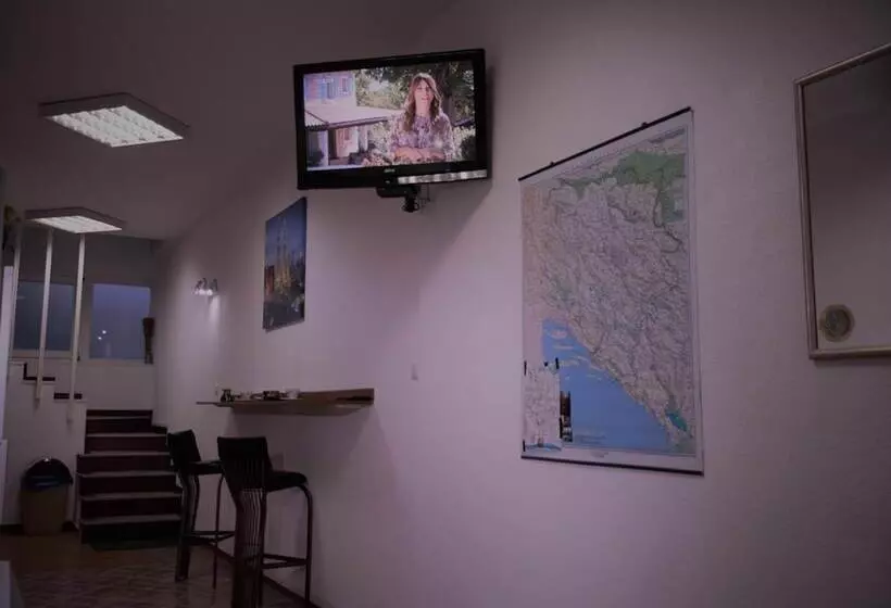 هاستل Kingdom Rooms Visoko