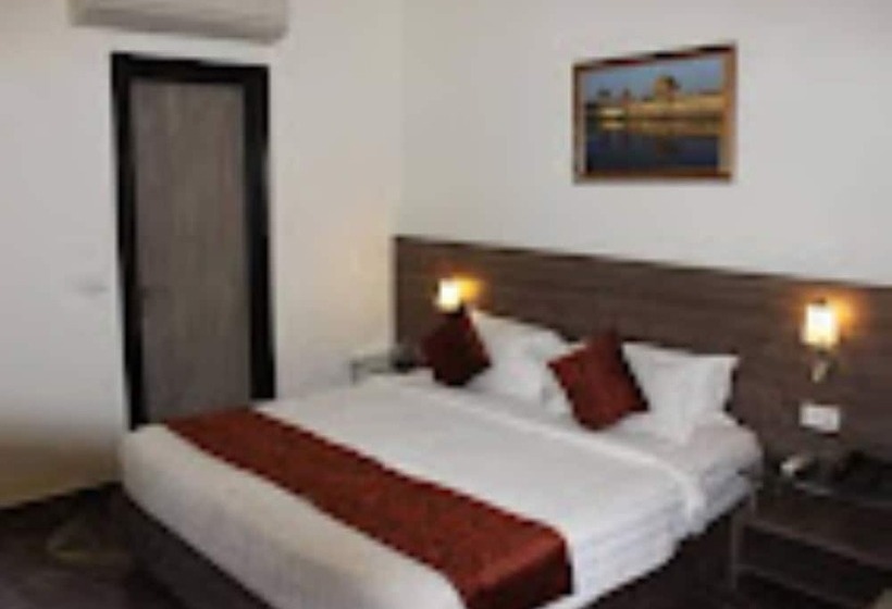 The Ashoka Resort & Banquets