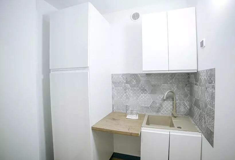 ベッドアンドブレックファースト Izabella