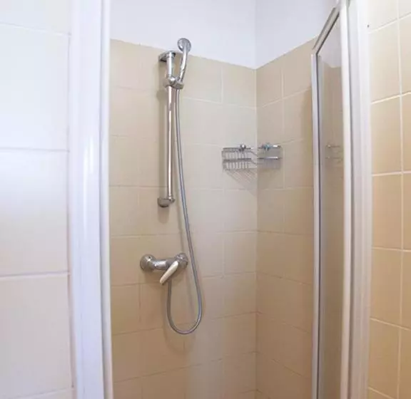 ベッドアンドブレックファースト Izabella