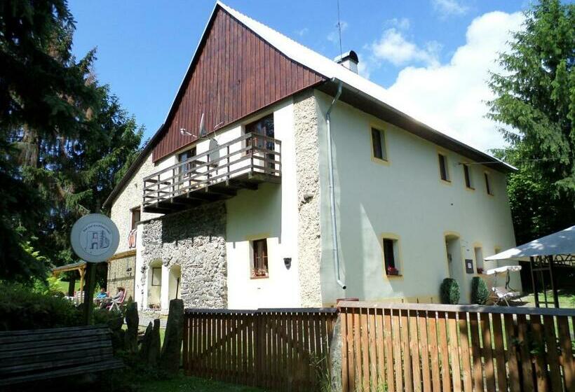 Bed And Breakfast Tvrz