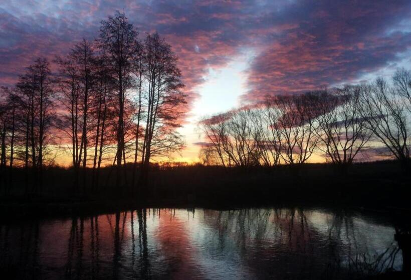 مبيت وإفطار Villa Sobótka