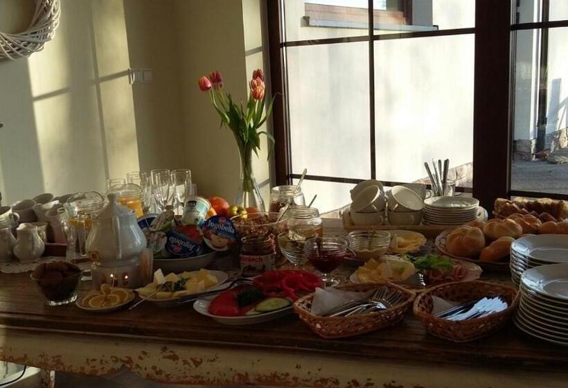مبيت وإفطار Villa Sobótka