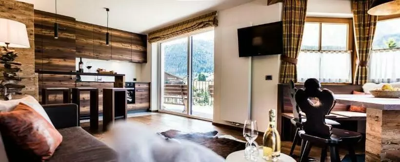 Garni Residence Soraiser