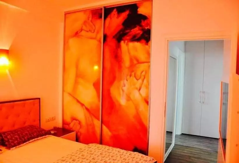 Hard Rock Apartments