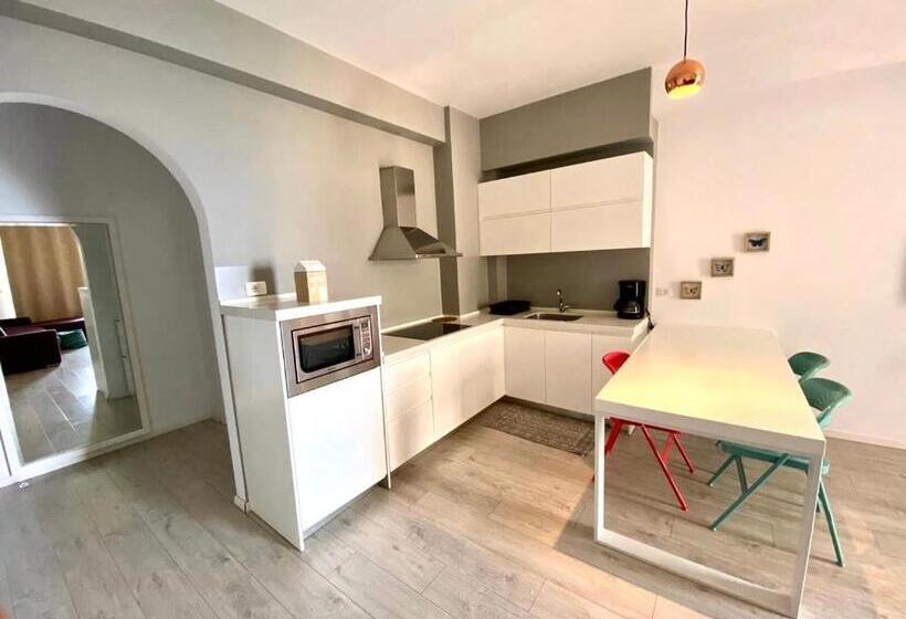 Hard Rock Apartments