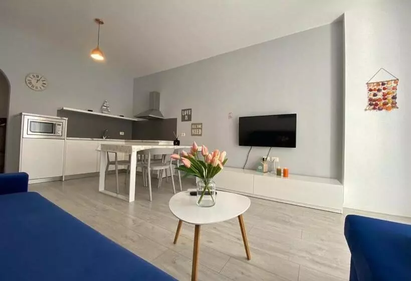 Hard Rock Apartments