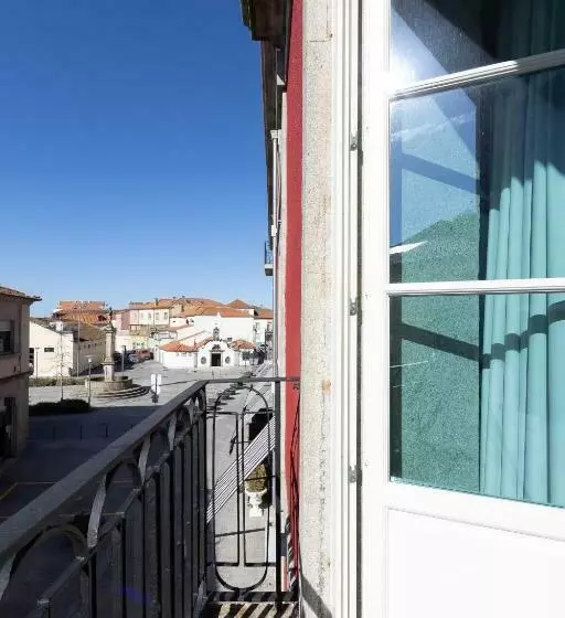 هتل Ap Dona Aninhas