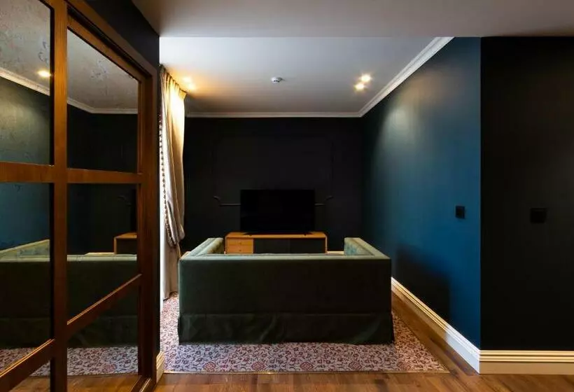 هتل Ap Dona Aninhas