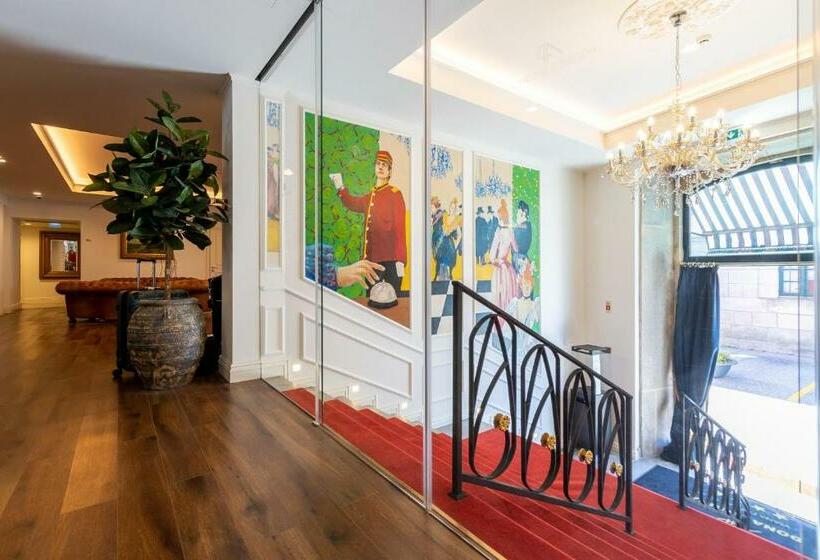 هتل Ap Dona Aninhas