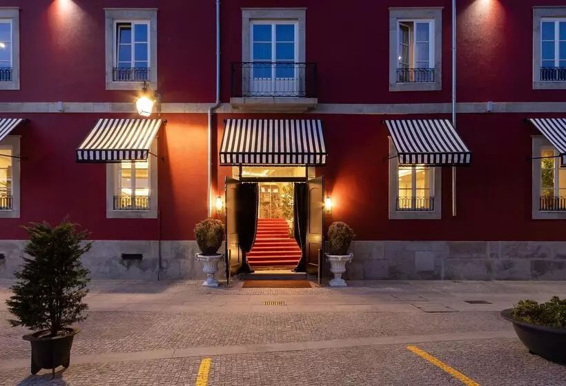 هتل Ap Dona Aninhas