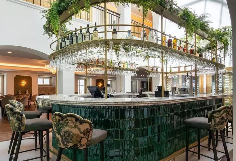 هتل Ap Dona Aninhas