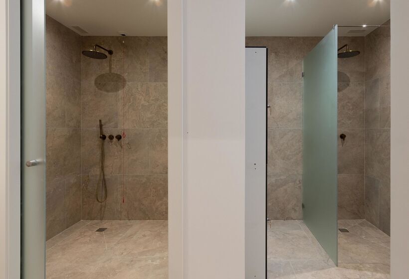 هتل Ap Dona Aninhas