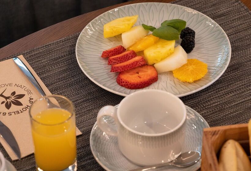 هتل Ap Dona Aninhas