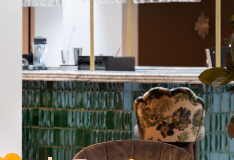 هتل Ap Dona Aninhas