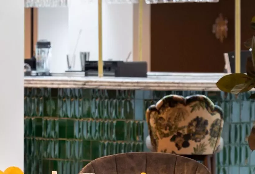 هتل Ap Dona Aninhas