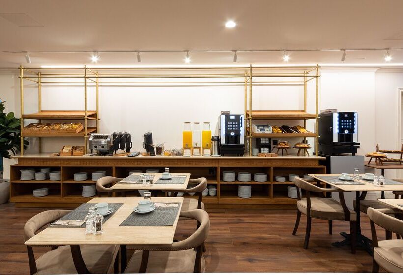 هتل Ap Dona Aninhas