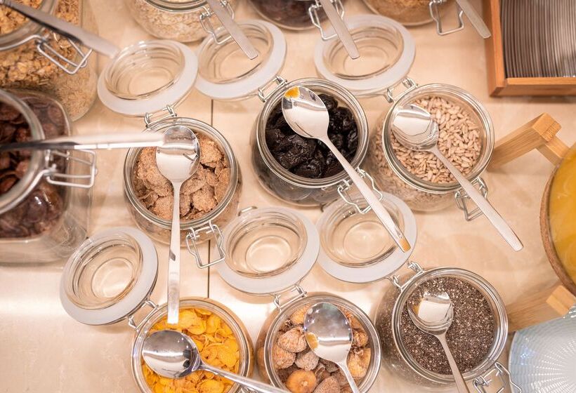 هتل Ap Dona Aninhas