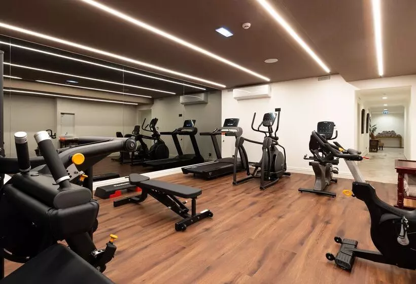 هتل Ap Dona Aninhas