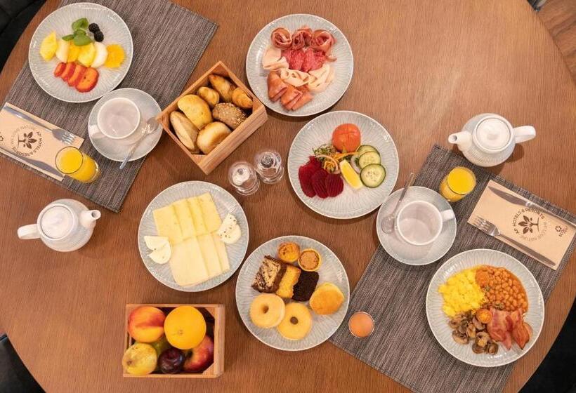 هتل Ap Dona Aninhas