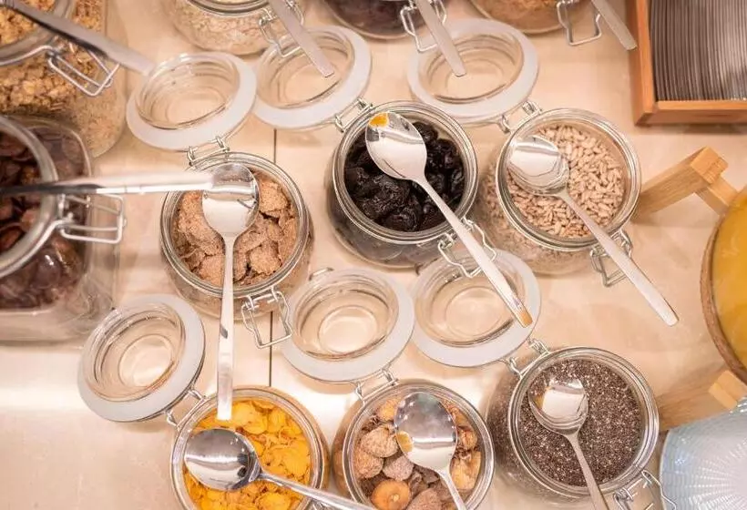 هتل Ap Dona Aninhas