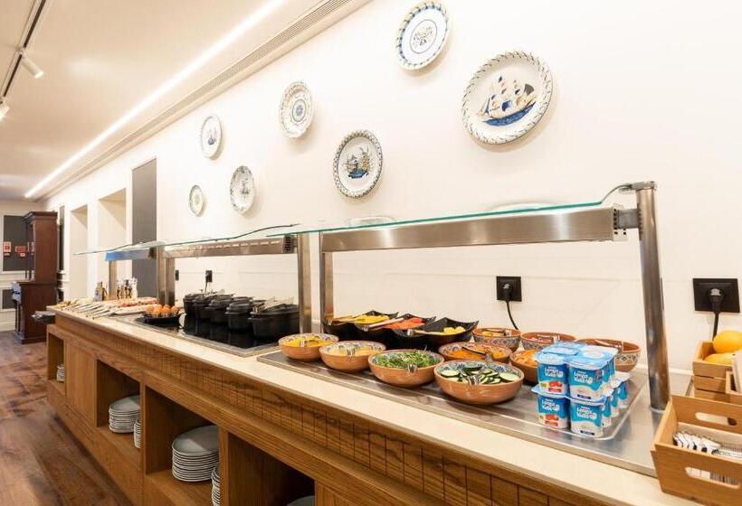 هتل Ap Dona Aninhas