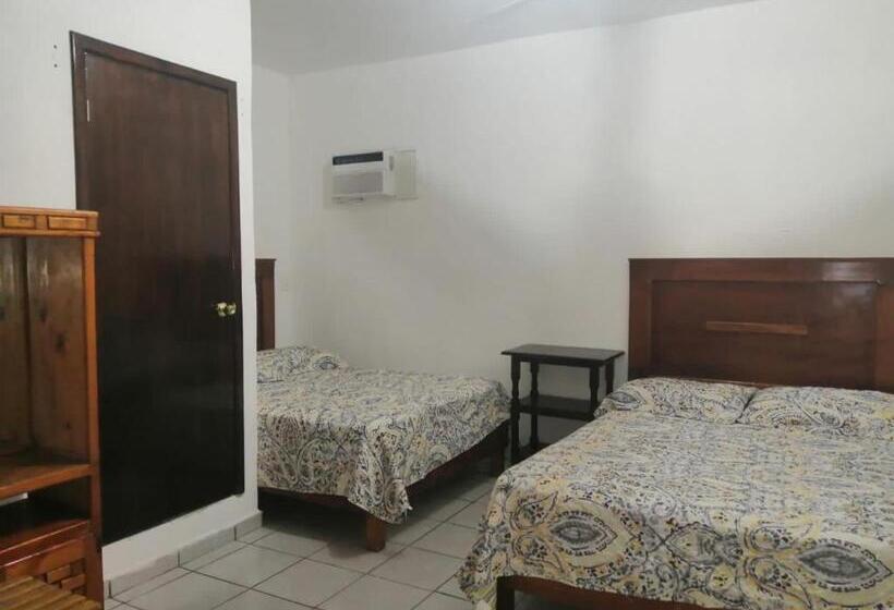 فندق Y Restaurante El Texano