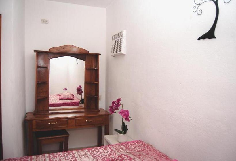 فندق Y Restaurante El Texano