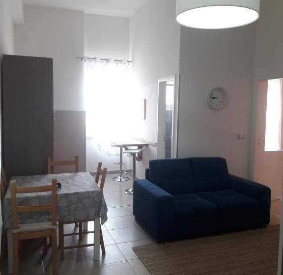 פנסיון G&g Holidays