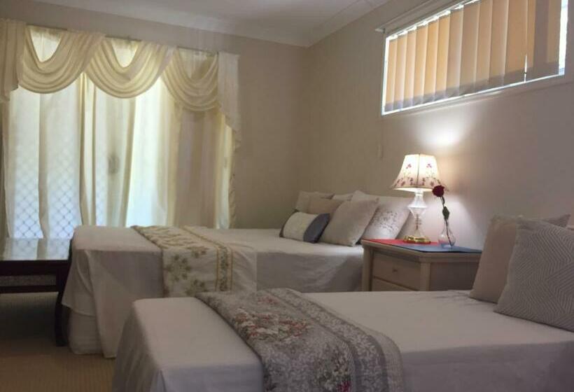 بنسيون Theme Parks Amituofo Homestay