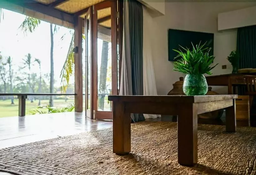 リゾートホテル Pondok Santi Estate