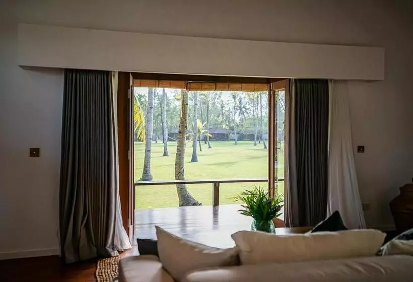 リゾートホテル Pondok Santi Estate