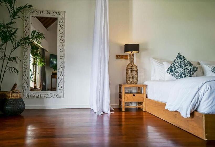 منتجع Pondok Santi Estate