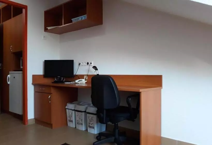 Auguszta Hotel és Diákszálló