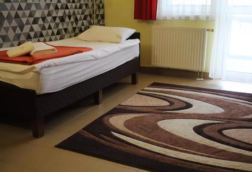 Auguszta Hotel és Diákszálló