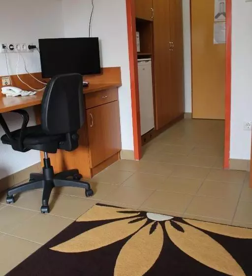 Auguszta Hotel és Diákszálló