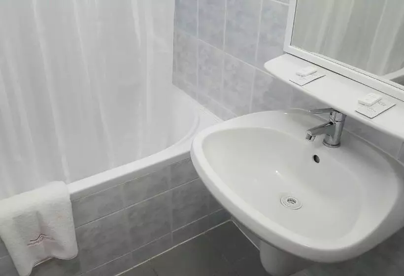 Auguszta Hotel és Diákszálló