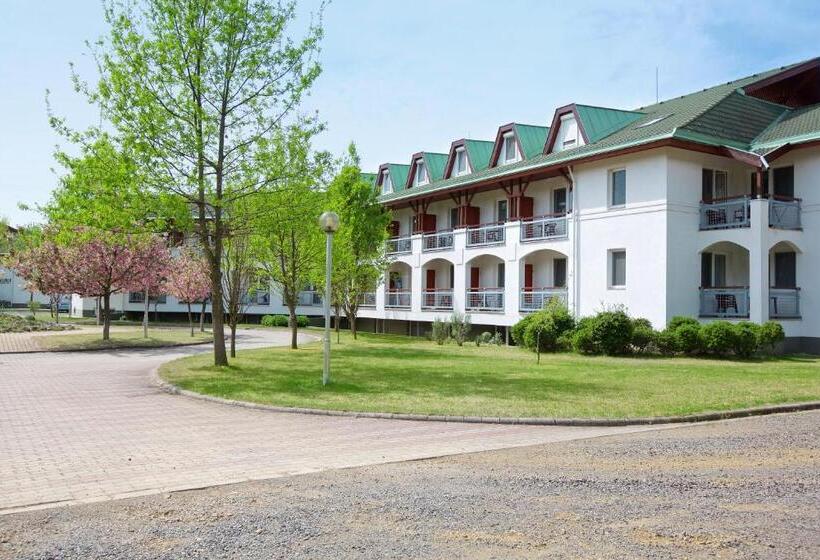 Auguszta Hotel és Diákszálló